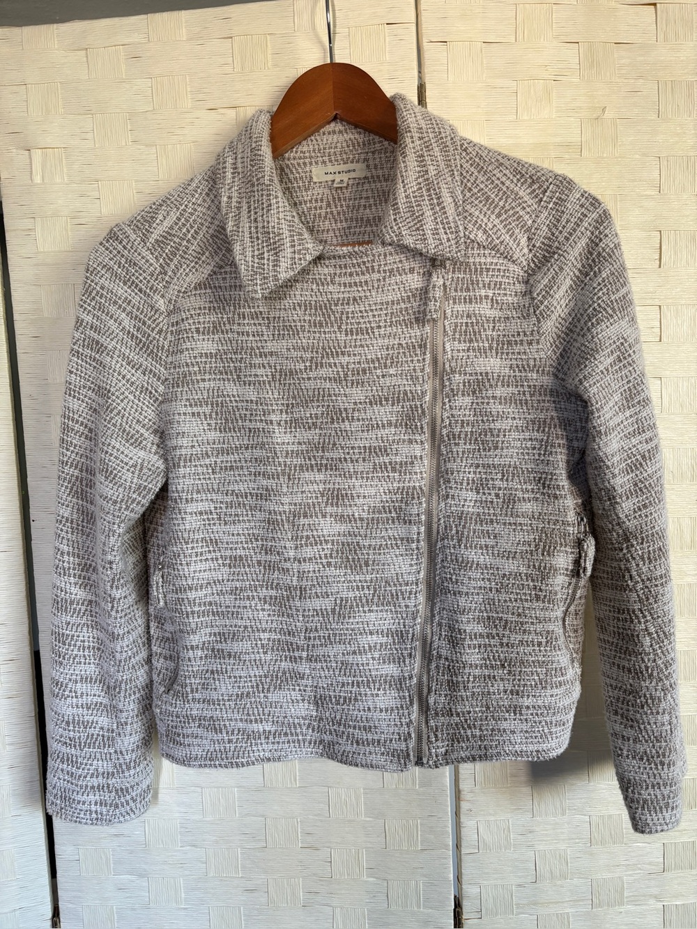 Max Studio knit women jacket aviator style size Medium